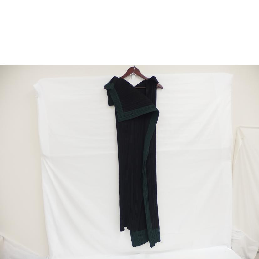 ISSEY MIYAKE FETYE イッセイミヤケ ISSEY MIYAKE/ISSEY MIYAKE デザインワンピース/グリーン×黒/IF64FH727//ABランク/82
