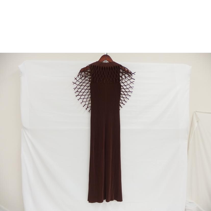 ISSEY MIYAKE イッセイミヤケ/ISSEY MIYAKE デザインドレス/茶/IF82-FH210//ABランク/82