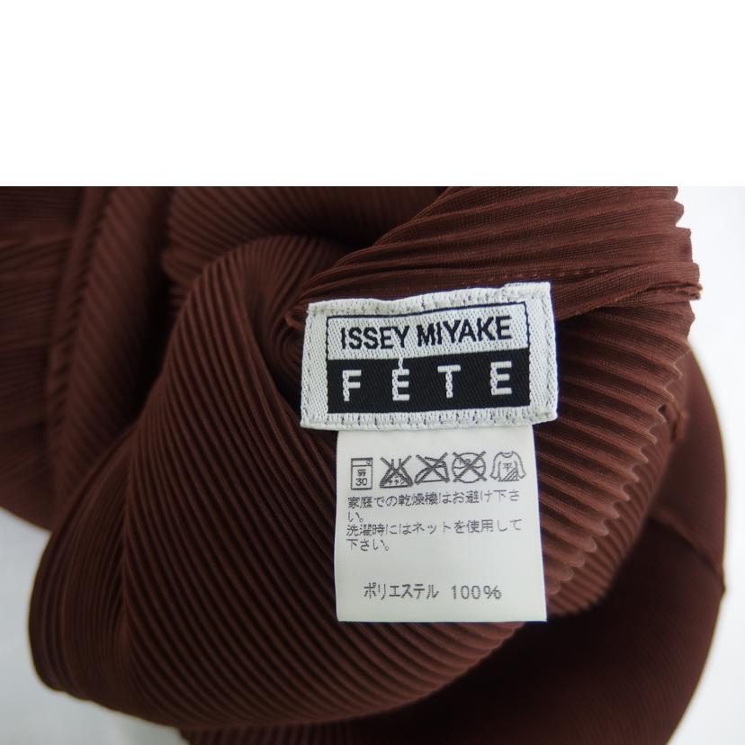 ISSEY MIYAKE イッセイミヤケ/ISSEY MIYAKE デザインドレス/茶/IF82-FH210//ABランク/82