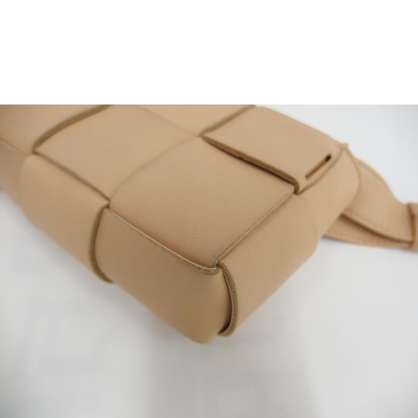 BOTTEGA ボッテガ/カセット/レザーショルダー/ベージュ//B10*******/ABランク/82