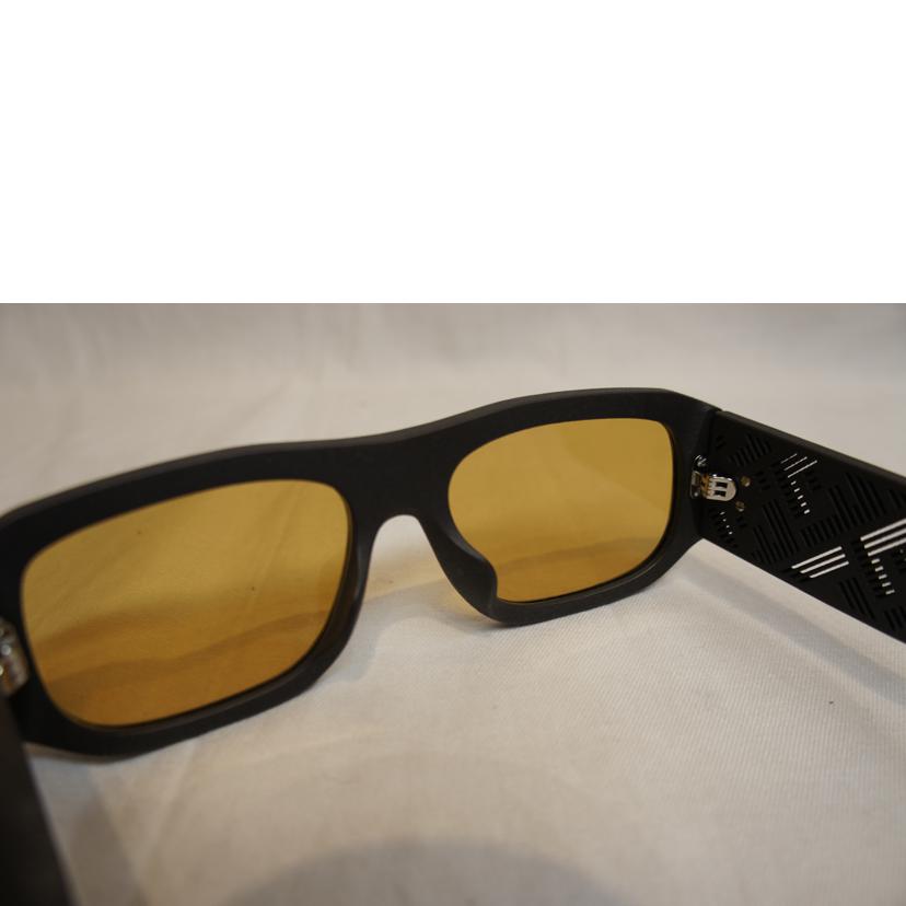 FENDI フェンディ/フラットトップサングラス/FE40106F//Aランク/92