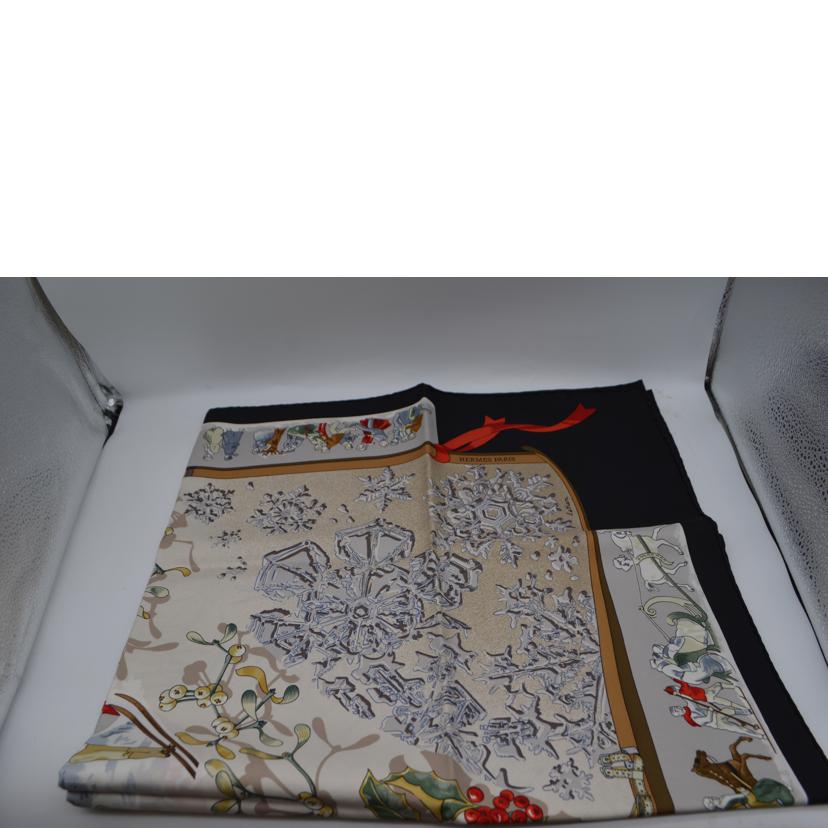 HERMRS エルメス/neige d'Antan 去年の雪 カレ90//SAランク/89