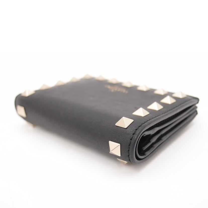 VALENTINO ヴァレンティノ ガラヴァーニ/ロックスタッズコンパクトウオレット/ブラック/QW0P0P39BOL//Aランク/69