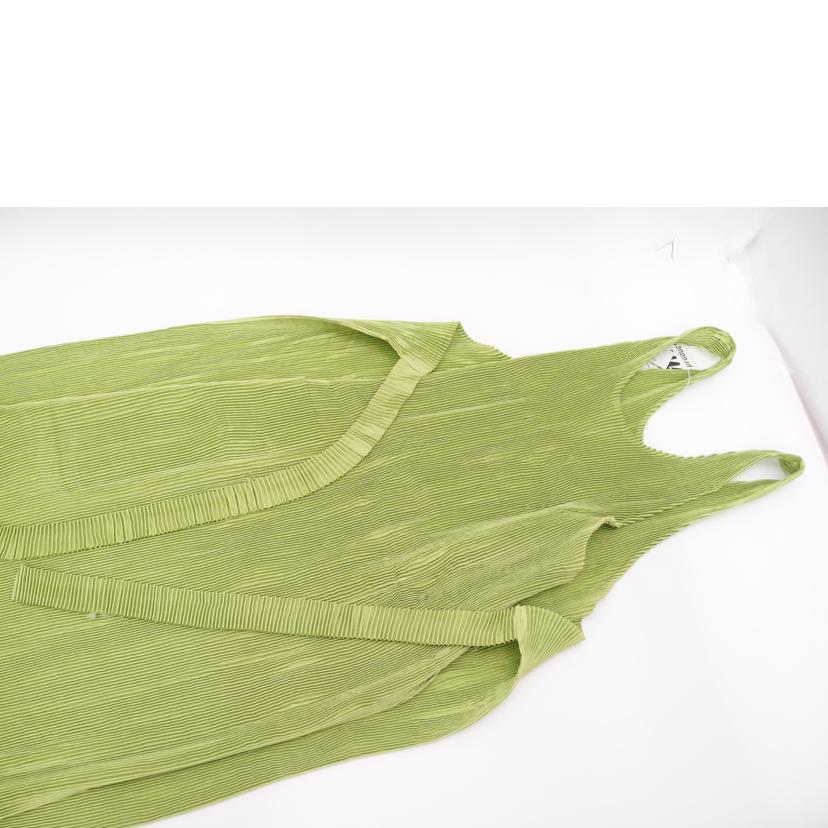 im product アイムプロダクト イッセイミヤケ/im product ISSEY MIYAKE エプロンワンピース//Sランク/69