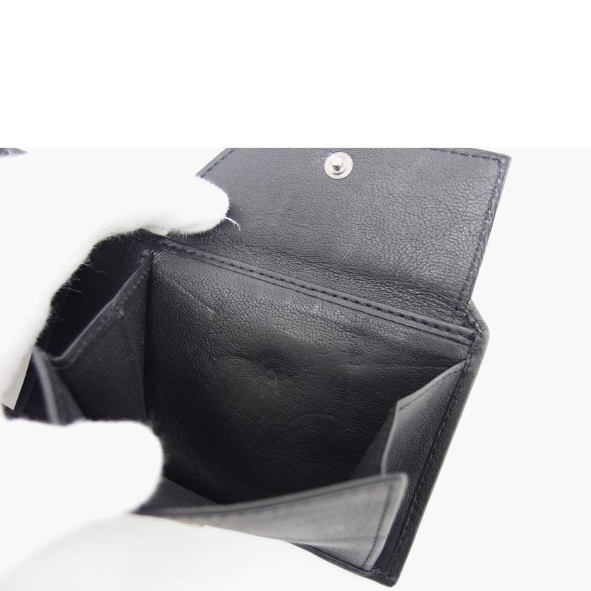 JIMMY CHOO ジミーチュウ/スタッズ/二つ折り財布/ブラック//ABランク/18