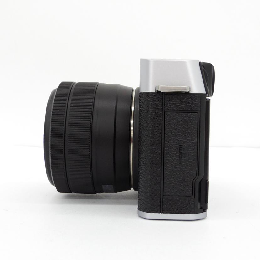 FUJIFILM 富士フイルム/ミラーレス一眼/X-E4/15-45㎜/X-E4/15-45㎜//1U005068/Bランク/75