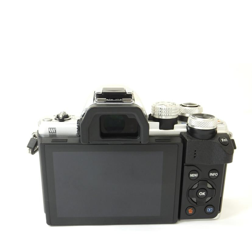 OLYMPUS オリンパス/OM-D MarkII/ダブルレンズキット/OM-D E-M10 MarkII//BHKD30552/ABランク/88