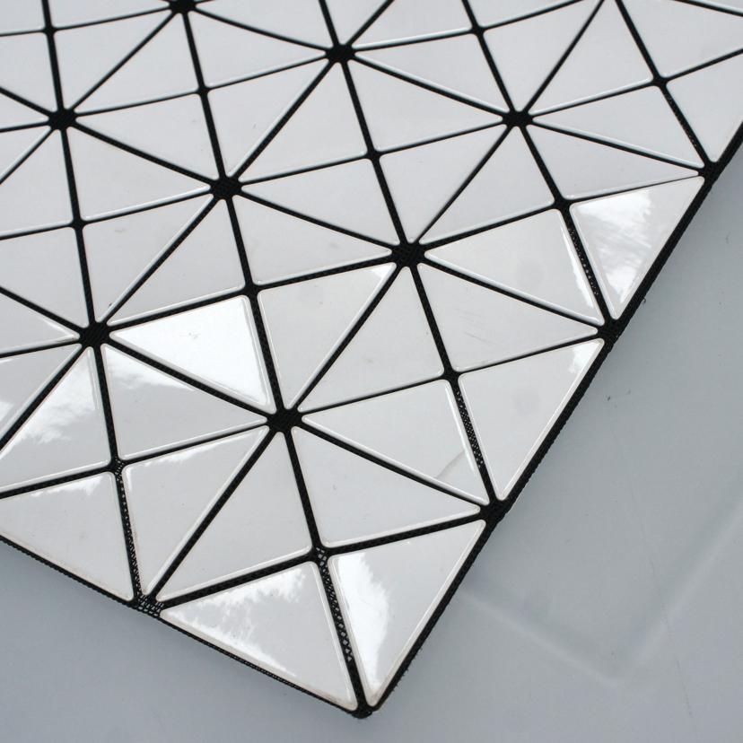 ISSEY MIYAKE イッセイミヤケ/BAOBAO トートバッグ/ホワイト/BB01-AG053//ABランク/91