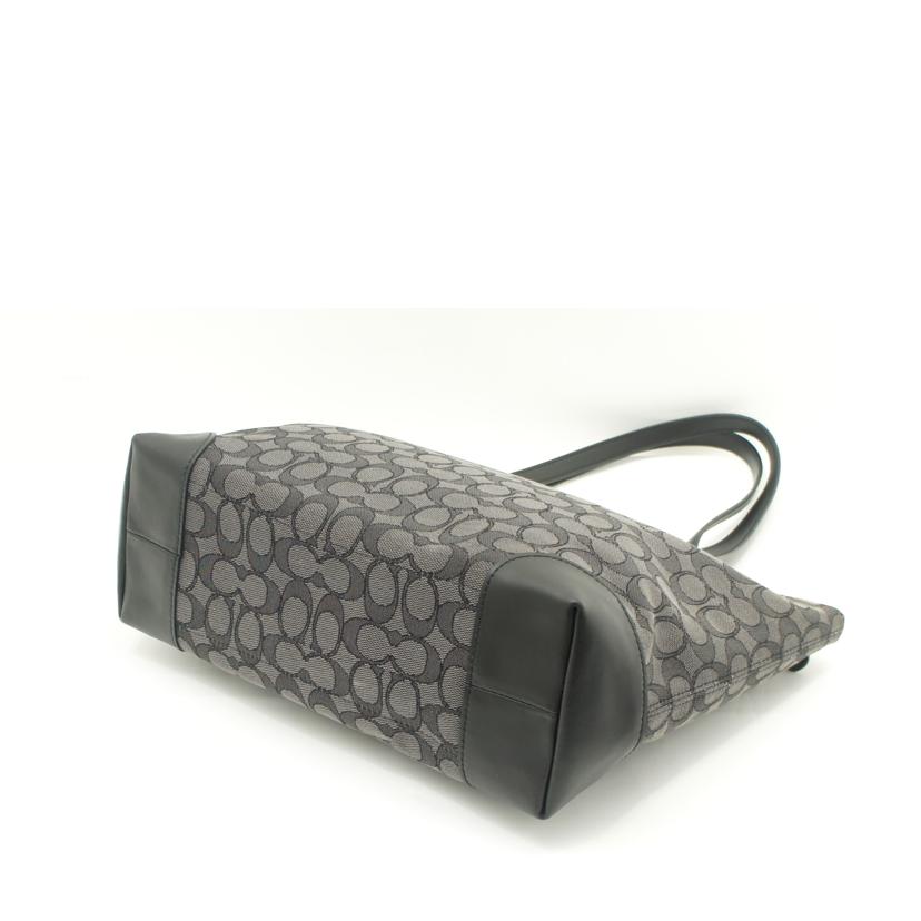 COACH コーチ/シグネチャーキャンバスジップトート/ブラック/F29958//G21**/Aランク/75