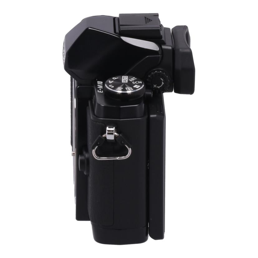 OLYMPUS オリンパス /ミラーレス一眼 ダブルズームキット/E-M10 EZダブルズームキット//V5NF08913/Bランク/82