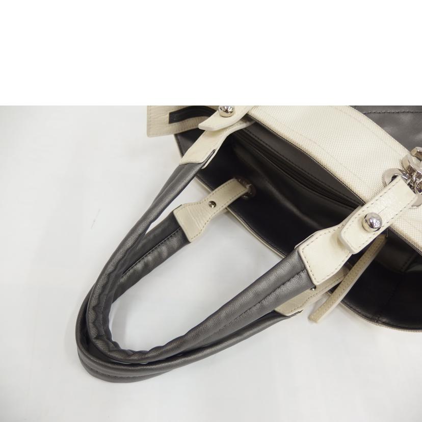 CHANEL シャネル/パリビアリッツトート //118*****/ABランク/82