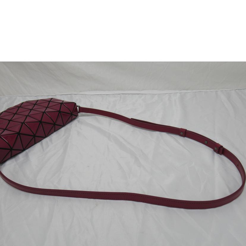 ISSEY MIYAKE イッセイミヤケ/ショルダーバッグ/BAOBAO//Aランク/63