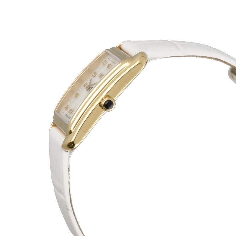 FENDI フェンディ/クラシコレクタンギュラー・ホワイトパール/クオーツ/F702424541D1//003***********/Aランク/09