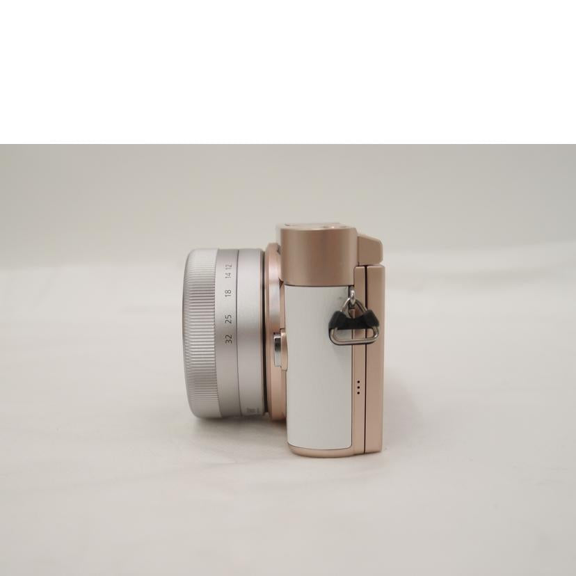 Panasonic パナソニック/ミラーレス一眼レフカメラ ダブルレンズキット/DC-GF10W-W//WF0KA002112/Aランク/69