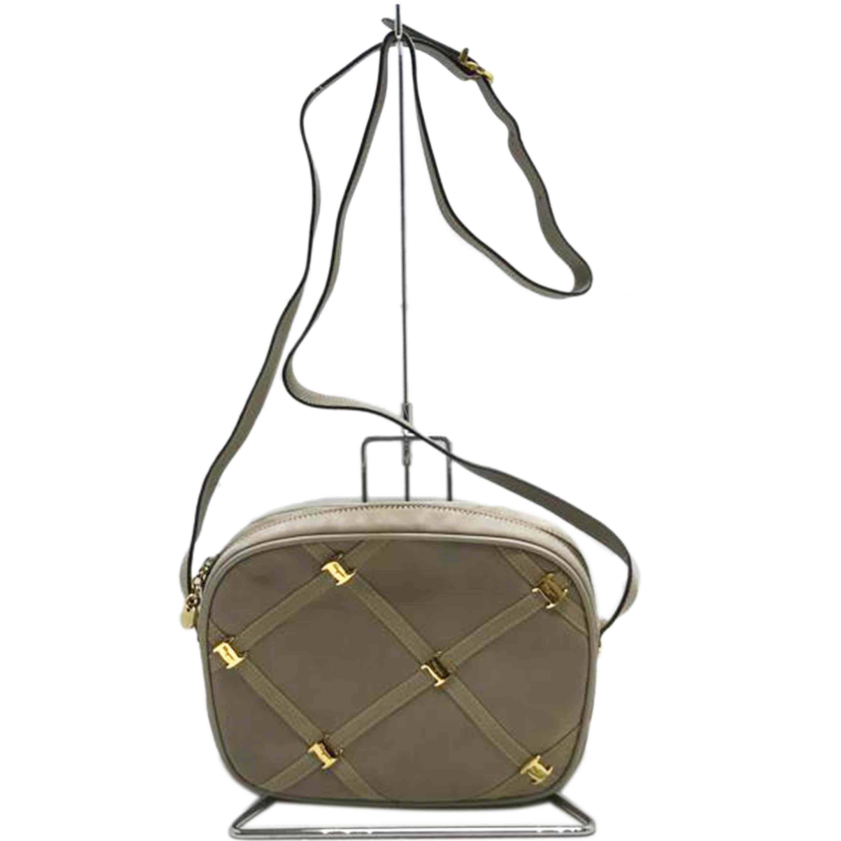 Ferragamo フェラガモ/ヴァラ ポシェット スェード ショルダーバッグ/BA2105556//Bランク/51