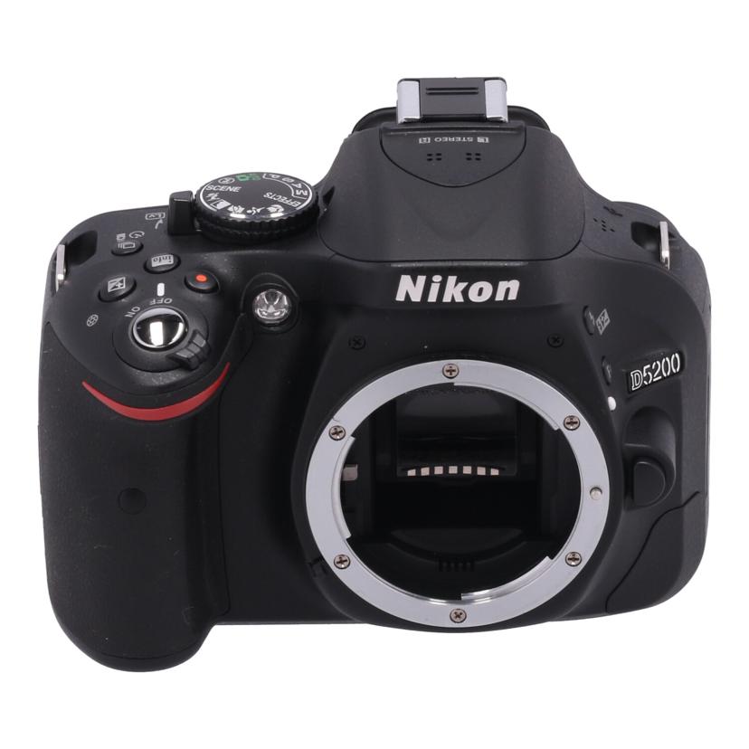 Nikon ニコン /デジタル一眼 レンズキット/D5200 18-55VR レンズキット//2076941/Bランク/67