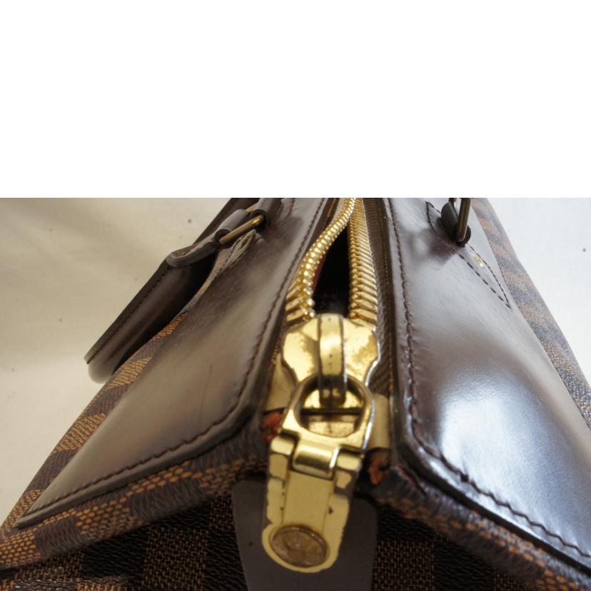 LOUIS VUITTON ルイヴィトン ルイ・ヴィトン ビトン ダミエ・エベヌ 市松模様 ブラウン 茶 トラベルバッグ ショルダーバッグ ハンドバッグ トートバッグ ブラウン メンズ レディース 定番 人気 LV 斜め掛け 肩がけ/グリニッジPM/ダミエ/エベヌ/N41165//AR0***/ABランク/92