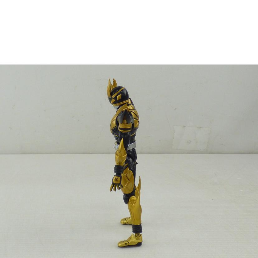 BANDAI バンダイ/SHFiguarts仮面ライダークウガライジングアルティメット(ダークアイズVer.)//Bランク/64