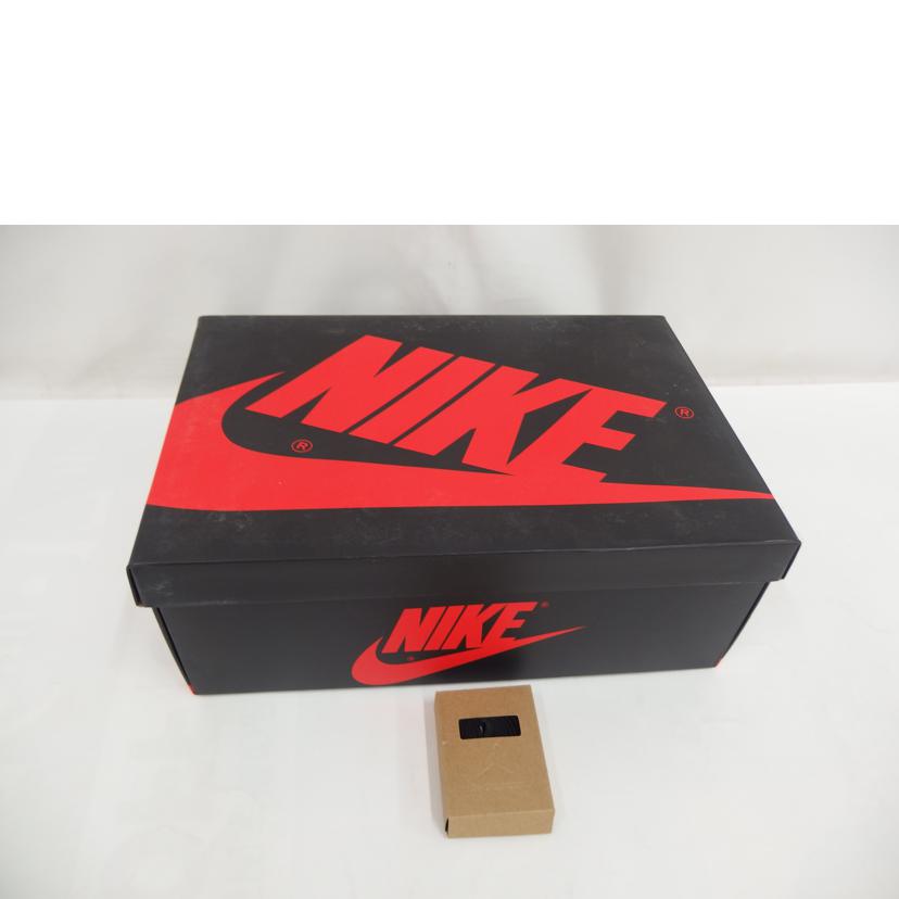 NIKE/AJ1 RETRO LOW Black and Gorge Green/CZ0775-036//SAランク/82