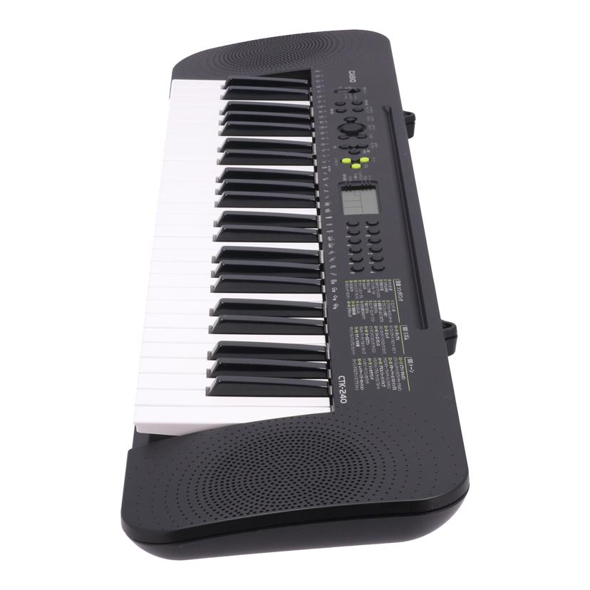 CASIO カシオ /ポータブルキーボード/Casiotone/CTK-240//819BDS189107762/Bランク/70
