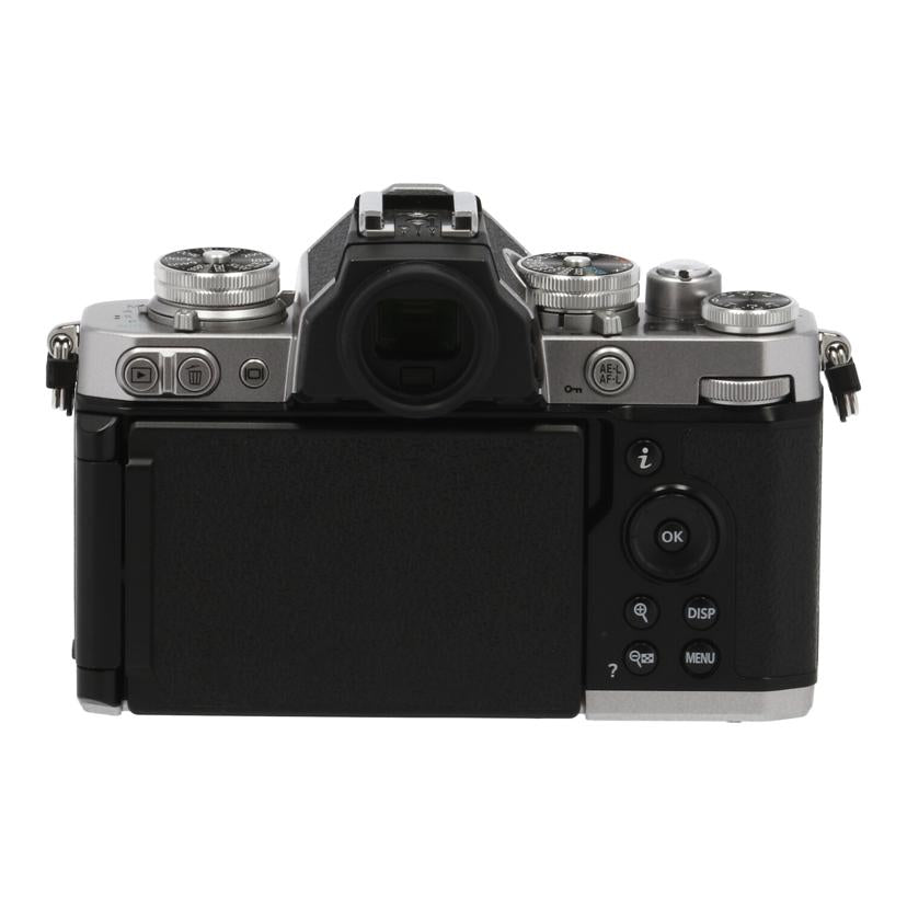 Nikon ニコン/ミラーレス一眼 レンズキット/Z fc レンズキット//2025756/Aランク/84