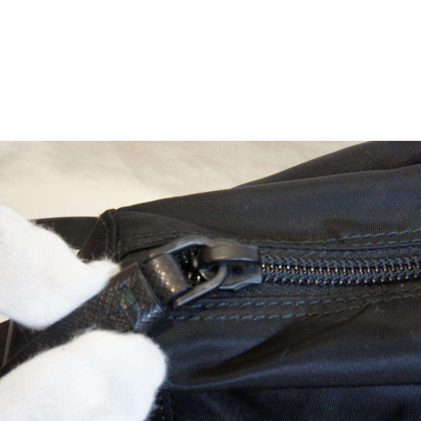 PRADA プラダ/ナイロンスタッズショルダーブラック/1BD118//255/Aランク/92