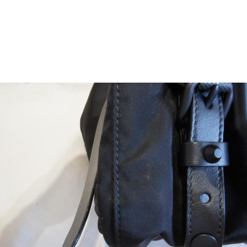 PRADA プラダ/ナイロンスタッズショルダーブラック/1BD118//255/Aランク/92