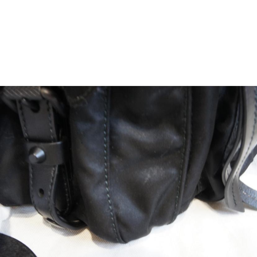 PRADA プラダ/ナイロンスタッズショルダーブラック/1BD118//255/Aランク/92