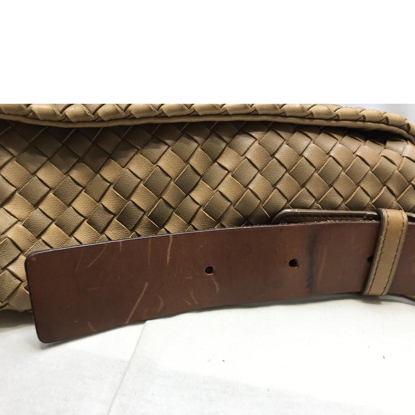 BOTTEGA VENETA ボッテガベネタ/イントレチャートショルダーバッグ/163971//V77*******/Bランク/51