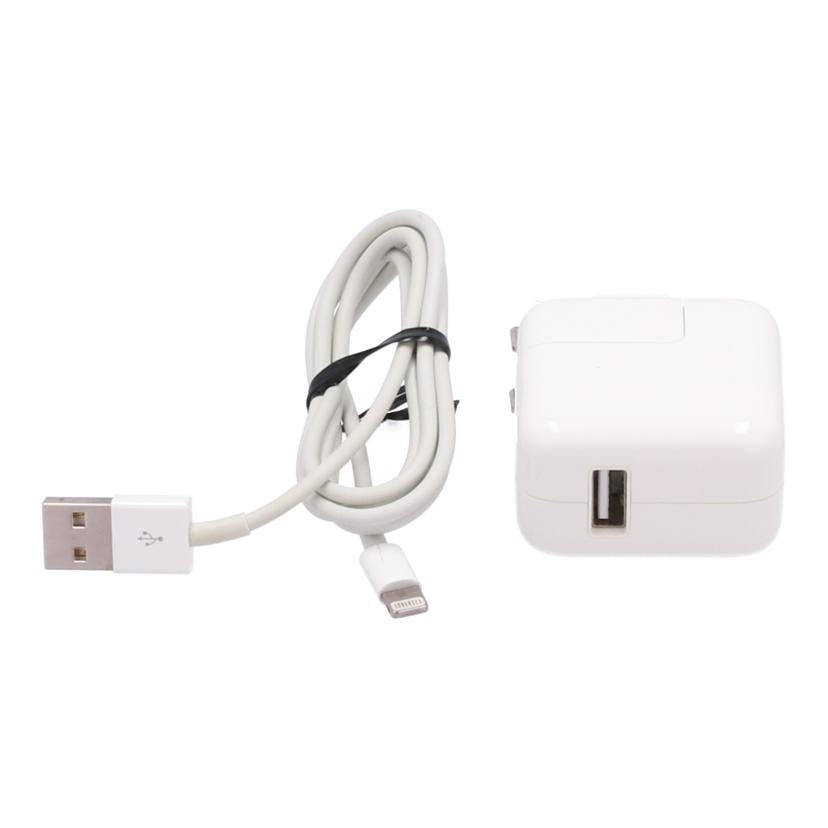Apple au アップル /iPad 第5世代 Wi-Fi+Cellular 32GB 2017/MP1L2J/A//GCTW62YRHLJK/Bランク/62