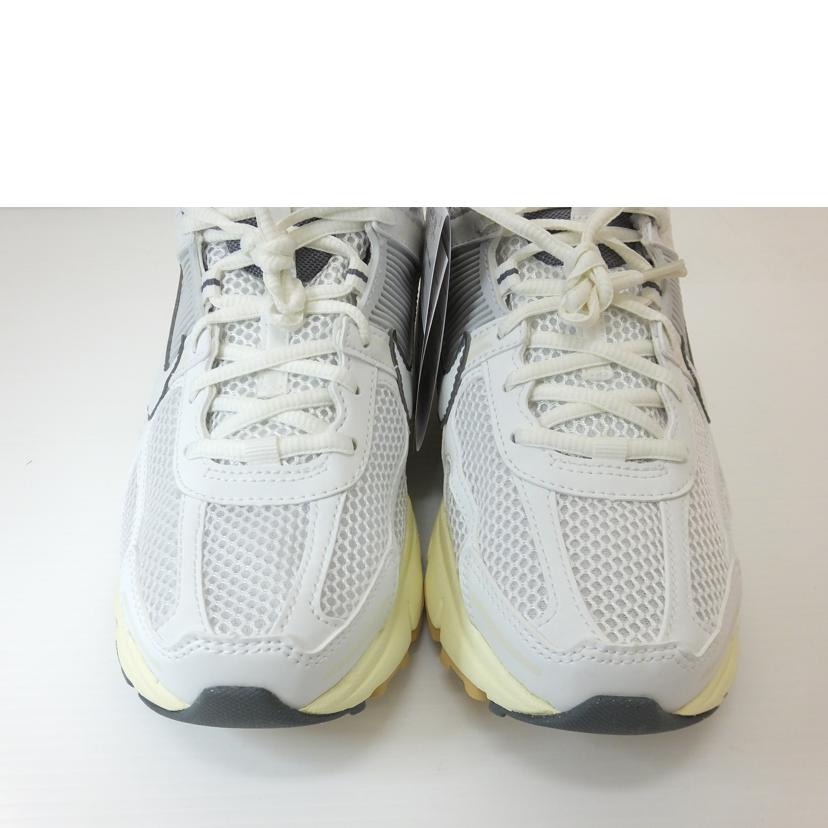 NIKE ナイキ/Zoom Vomero 5/FJ2028-101//ABランク/88