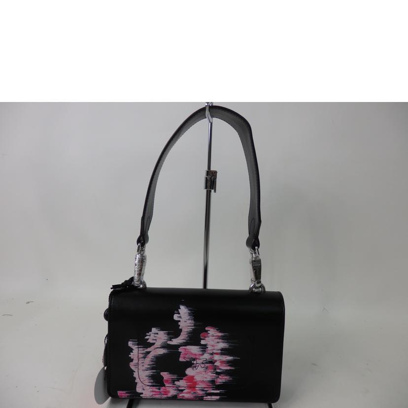 /PINKO ハンドバッグ 黒//Aランク/84