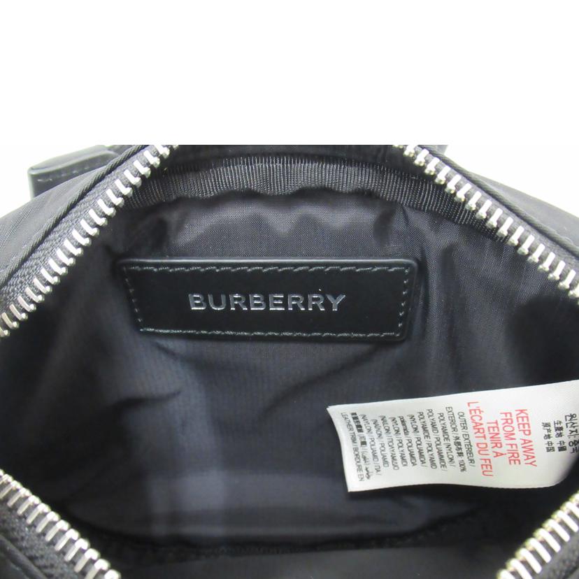 BURBERRY/ショルダーバッグ/ナイロン/8052887 1//SAランク/63