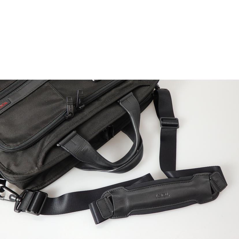 TUMI トゥミ/ブリーフケース/1.732.748.8864//261****/ABランク/76