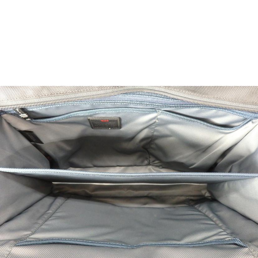 TUMI トゥミ/ブリーフケース/1.732.748.8864//261****/ABランク/76