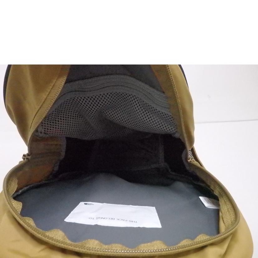 THE NORTH FACE ザノースフェイス/THE NORTH FACE SMALL DAY/NMJ72004//Sランク/84