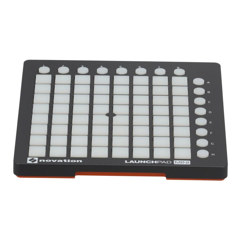 NOVATION ノベーション /MIDIコントローラー/Launchpad Mini MKII //A577085089088/Bランク/64