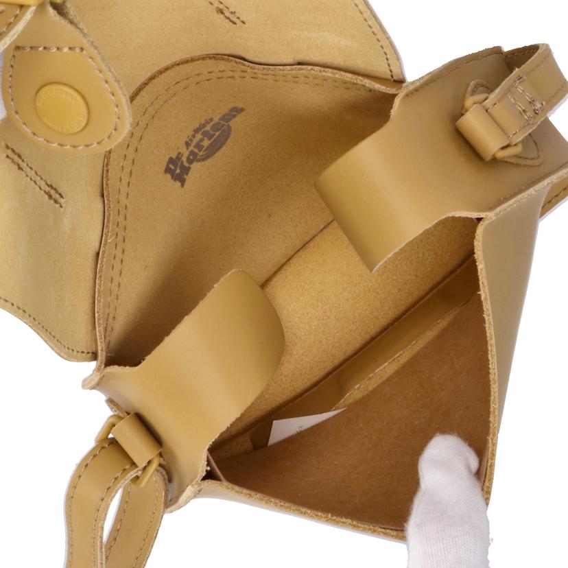 Dr.Mairtens ドクターマーチン/7インチ サッチェルバッグ/マスタード/AC917701//CS03Z/SAランク/01