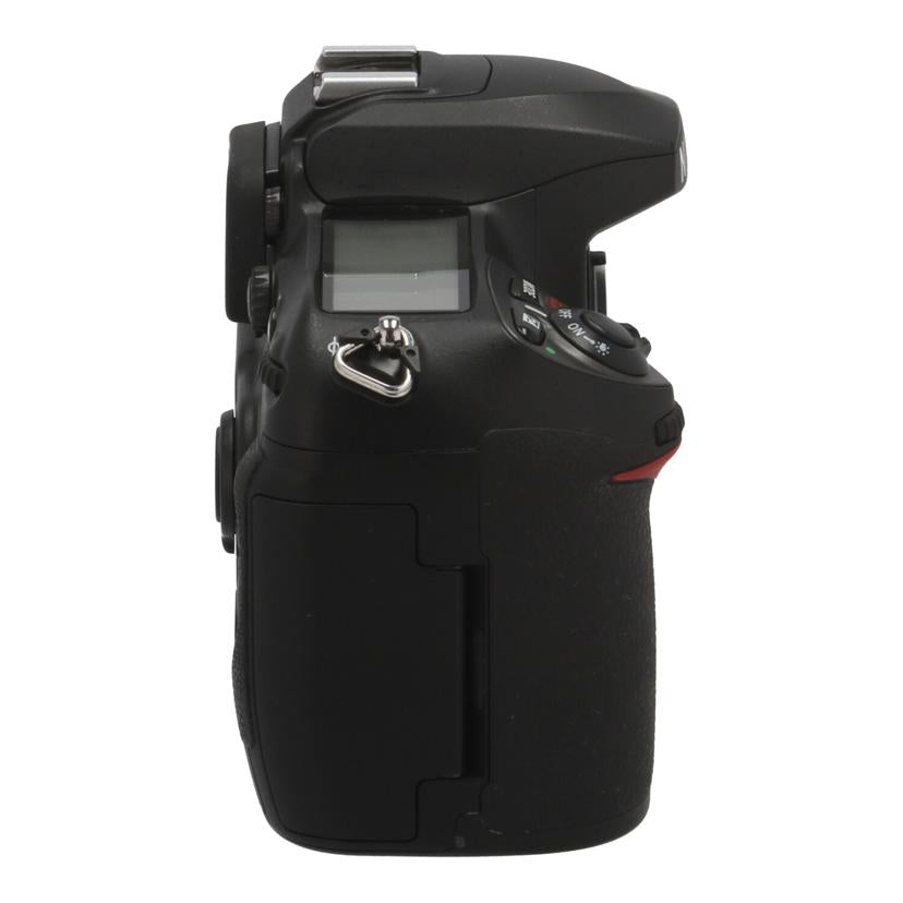 Nikon ニコン /デジタル一眼 ボディ/D200 ボディ//2003698/Bランク/62