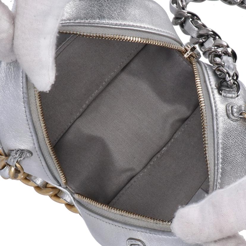 CHANEL シャネル/シャンネル19ラウンドチェーンショルダー/シルバー//ABランク/75