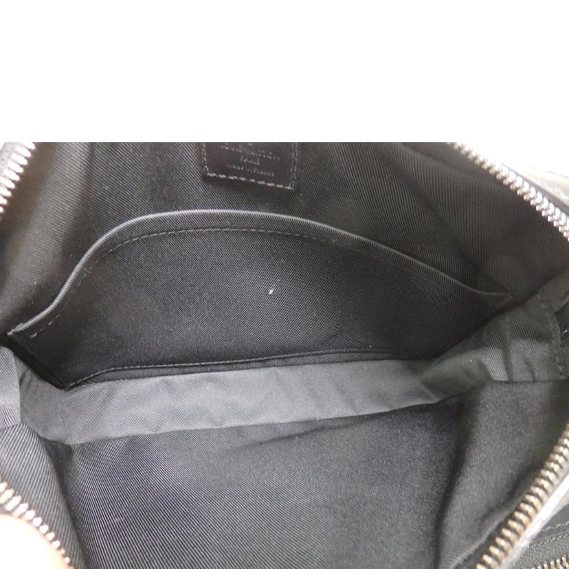 LOUIS VUITTON/トリオ・メッセンジャー/モノグラム・エクリプス/M69443//RFI*******/Aランク/84