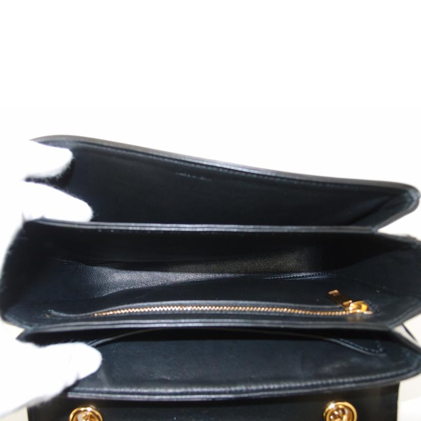 CELINE セリーヌ/Cミディアムエナメルチェーンショルダー/ブラック/187253BFA//CA-****/Aランク/69