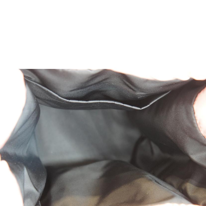 MONCLER モンクレール/XANDER TOTE SMALLキルティングダウンバッグピンク//Aランク/92