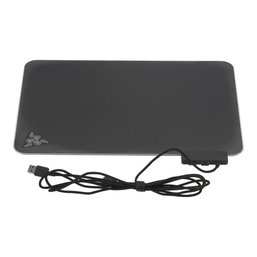 Razer レイザー /ゲーミングマウスパッド/Firefly V2/RZ02-03020100-R3M1//382212V03301922/Bランク/01