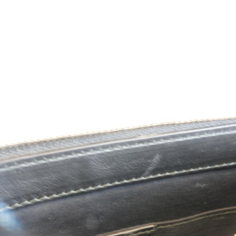 BALENCIAGA バレンシアガ/ネイビークリップクラッチバッグ/420407//Aランク/92