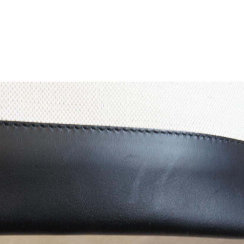 BALENCIAGA バレンシアガ/ネイビークリップクラッチバッグ/420407//Aランク/92