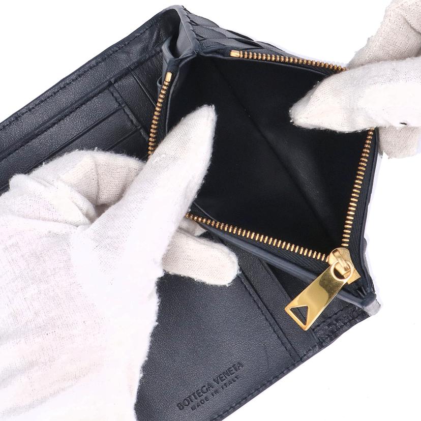 BOTTEGA VENETA/イントレチャートミディアム2つ折り財布//A00*******/Aランク/85