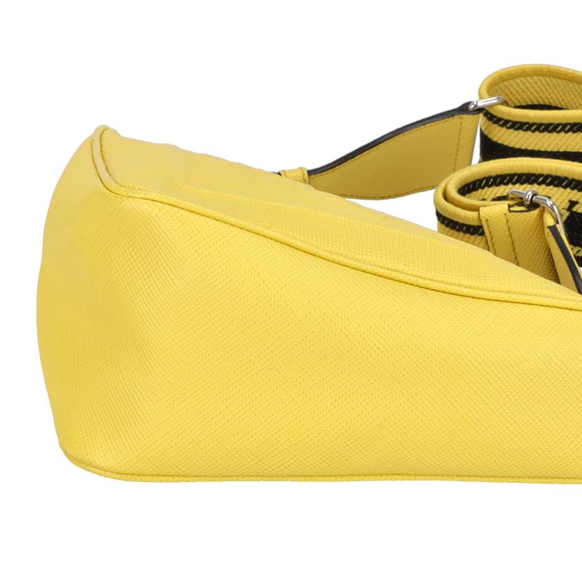 PRADA プラダ/トライアングルショルダーサフィアーノレザーイエロー/2VH155//Aランク/93