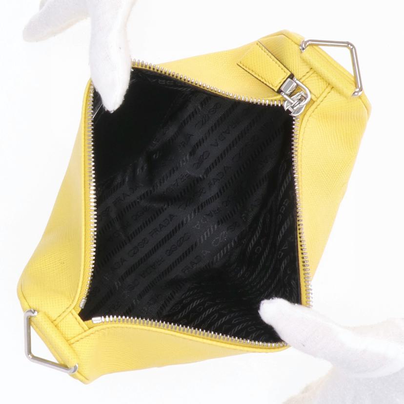 PRADA プラダ/トライアングルショルダーサフィアーノレザーイエロー/2VH155//Aランク/93