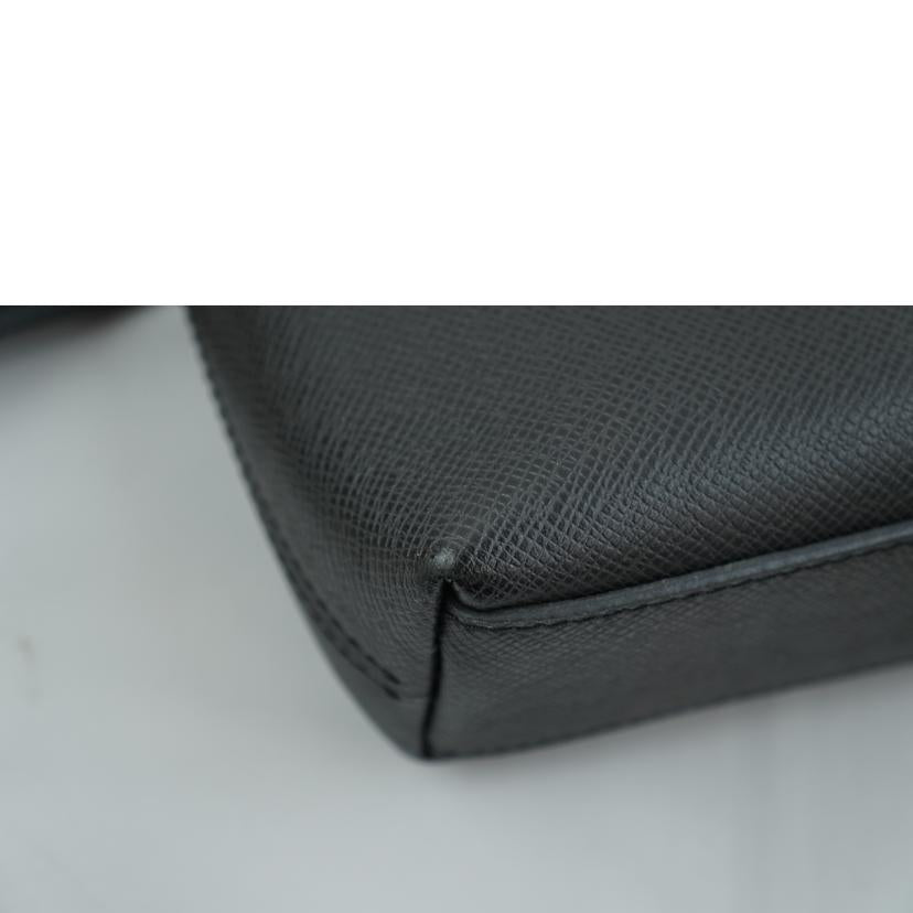 LV ルイヴィトン/グリゴリメッセンジャーPM/タイガ/アルドワーズ/M30238//DR3***/ABランク/67